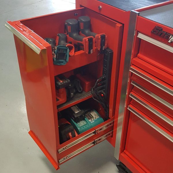 Metalworking Hacks Add Functionality To Snap-On Tool Chest | Hackaday