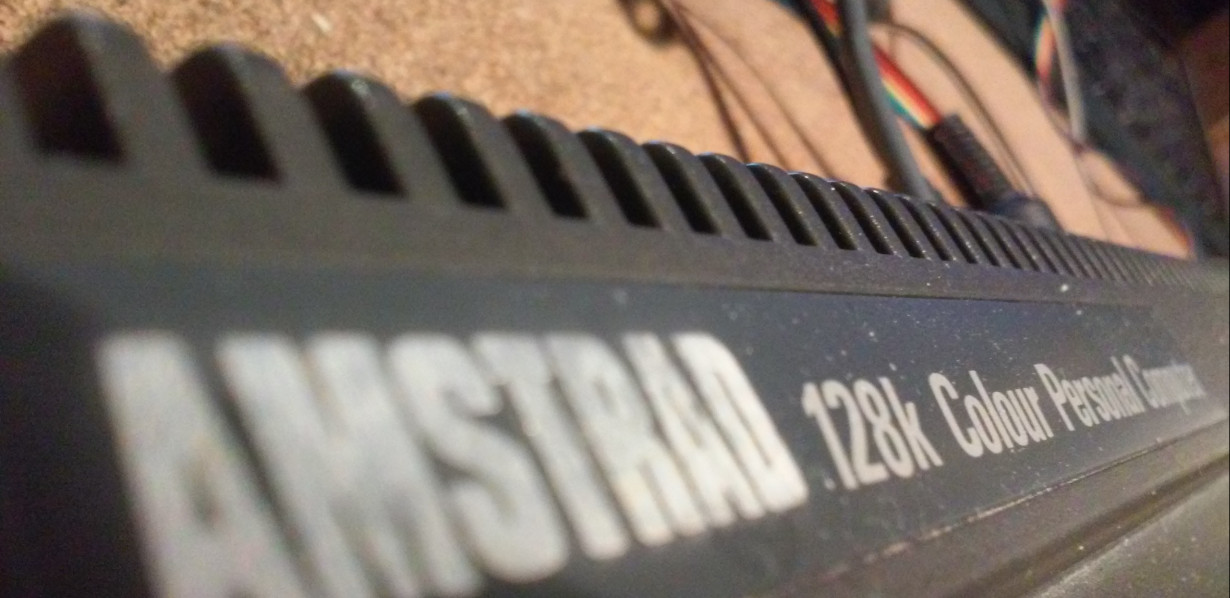 Retrofitting An Amstrad CPC6128 With A Floppy Emulator | Hackaday