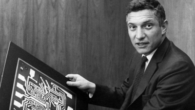 Robert Noyce in 1959