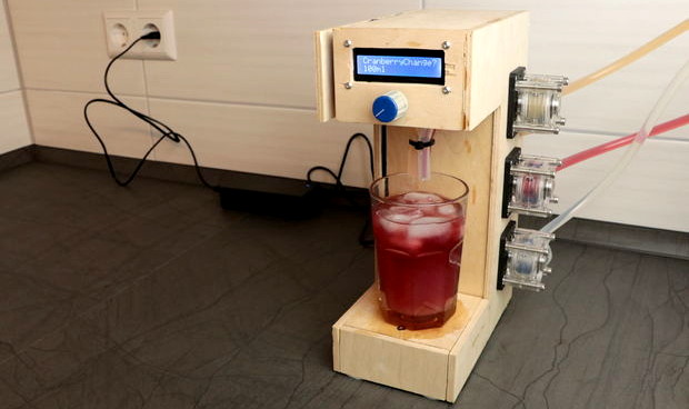 https://hackaday.com/wp-content/uploads/2017/12/cocktail_mixing_machine_fe.jpg