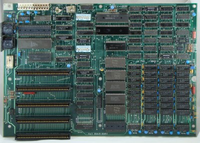 IBM PC motherboard with 5 expansion slots