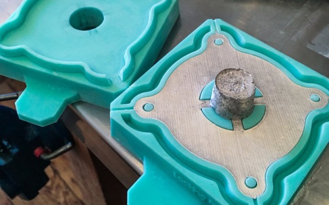Casting Pot Metal In A Silicone Mold 