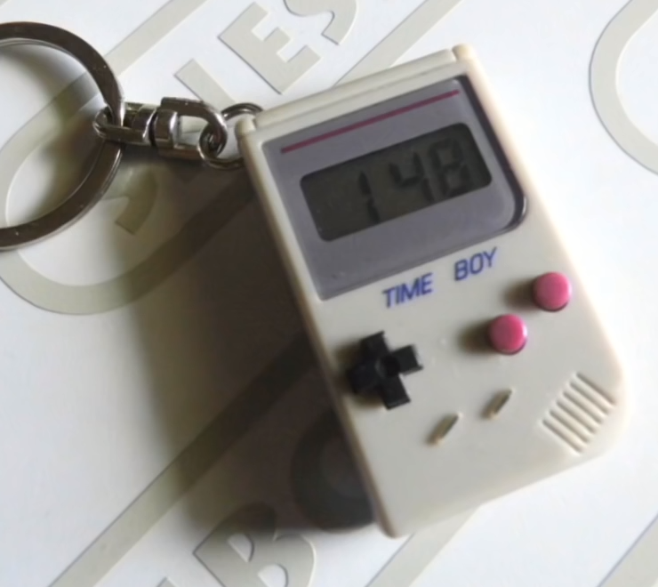 strubehoved straf Mild Hands On With The Smallest Game Boy Ever Made | Hackaday