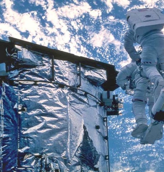 Lost In Space: How Materials Degrade In Space | Hackaday