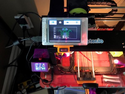 3D printer with OctoPrint-TouchUI Display