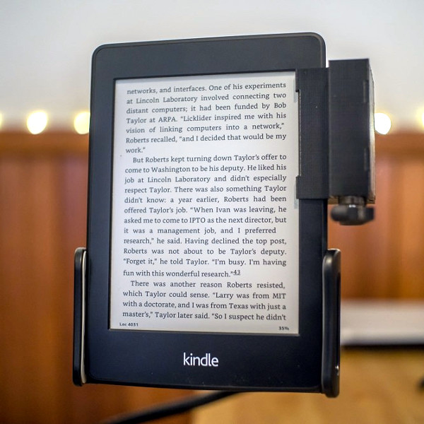 A Remotely Controlled Kindle Page Turner