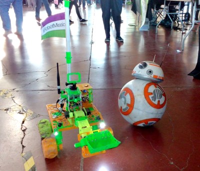 BB-8 and Bowie at the 2016 Ottawa Makerfaire