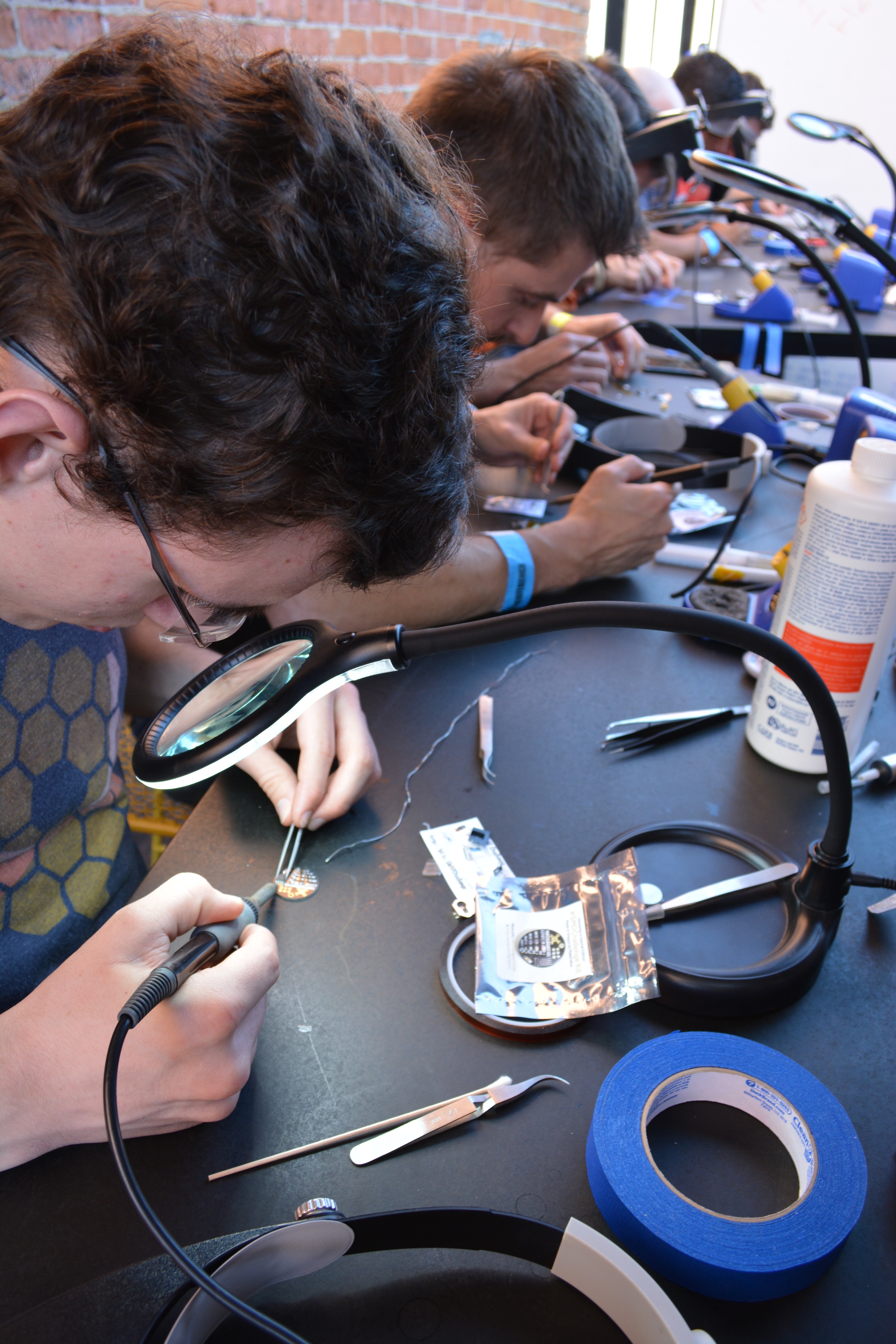 Competitive Soldering Gets Heated At Hackaday Superconference | Hackaday