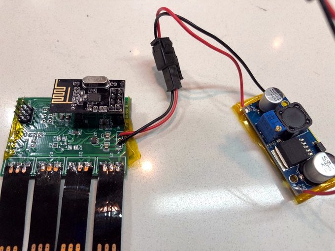 Samy Kamkar’s LED Balloon Network | Hackaday