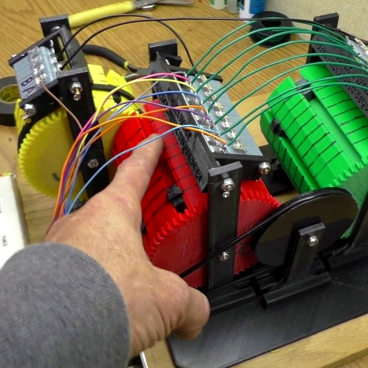 Ten 3D Printed Gadgets That Just Can T Stay Still Hackaday   3d Printed Automata Music Sequencer Thumb 