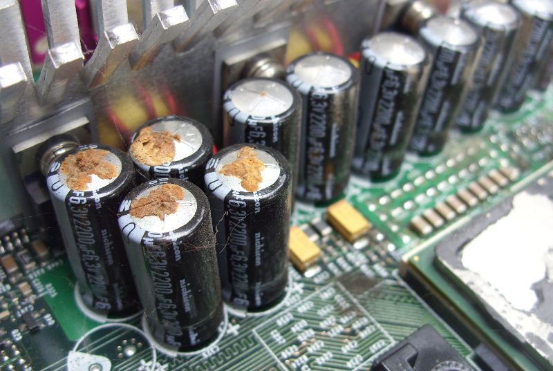 electrolytic capacitor failure