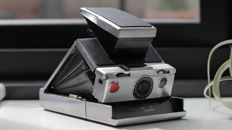 The Digital Polaroid SX-70 | Hackaday
