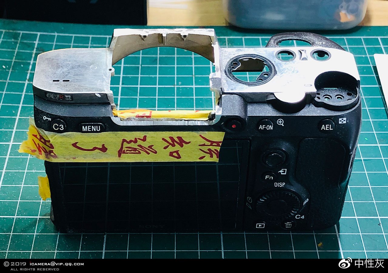 Turning A Sony Into A Leica Through Extreme Camera Modding | Hackaday