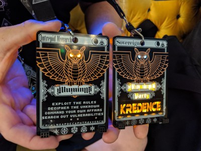 Kredence monarch and sovereign badges at DC27