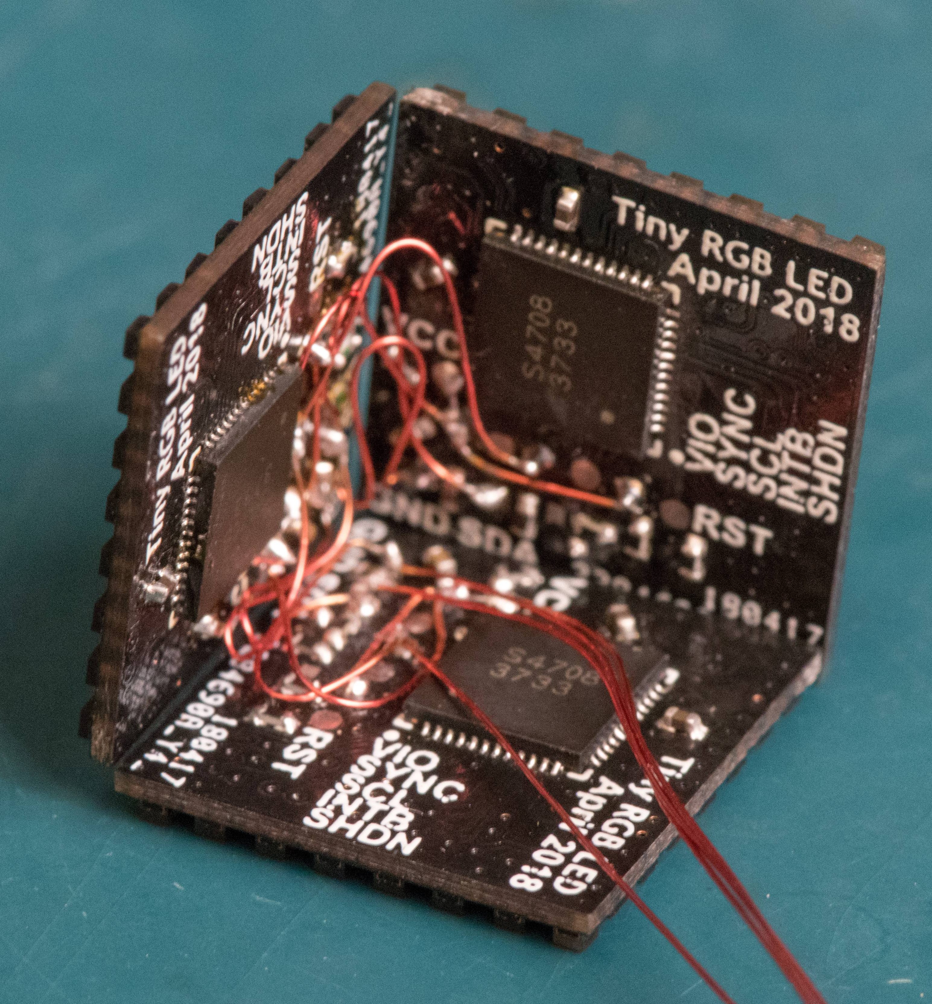 Tiny LED Cube Packs Six Meters Of Madness | Hackaday