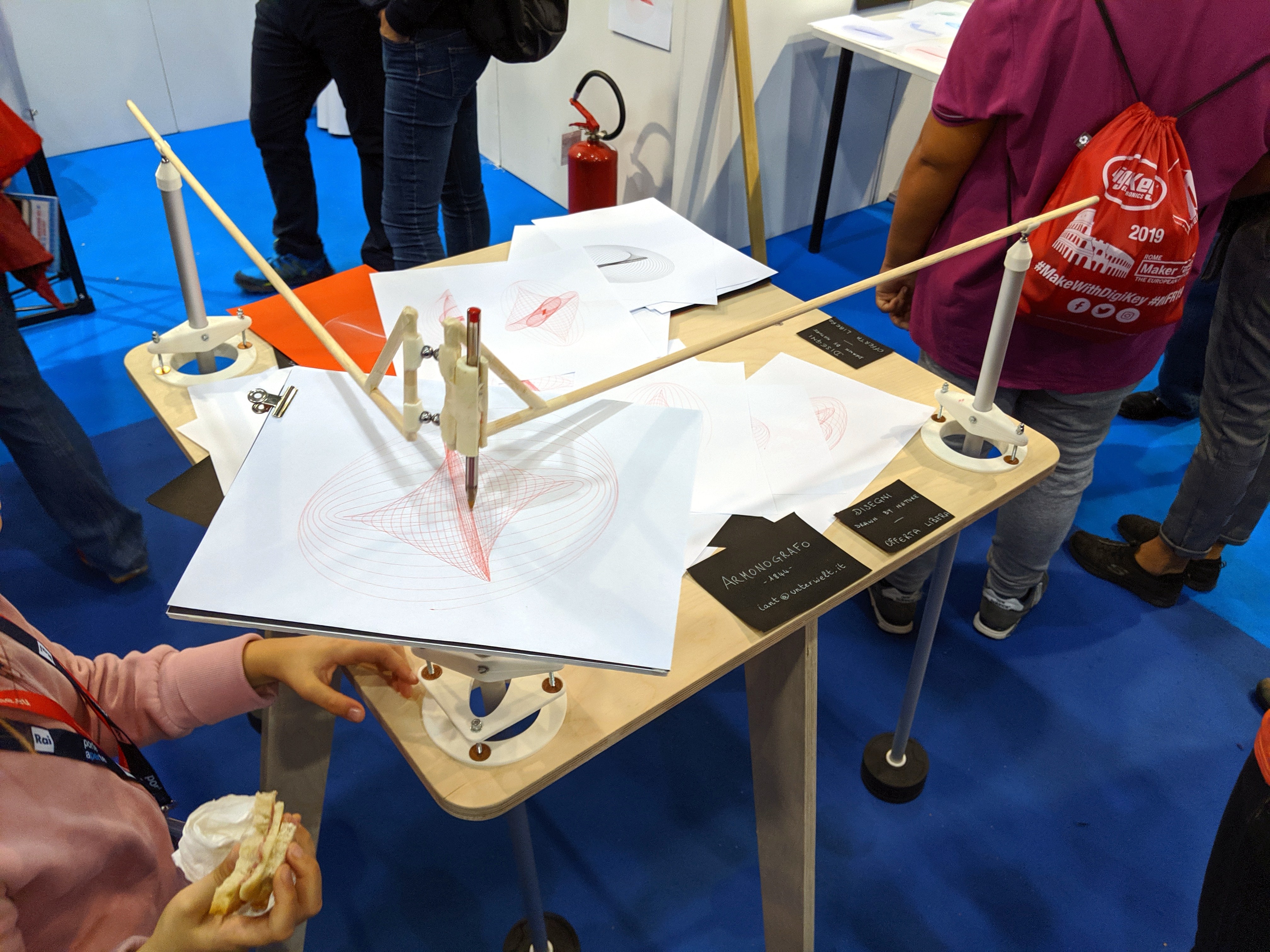 MFR19-string-plotter-gyrograph | Hackaday
