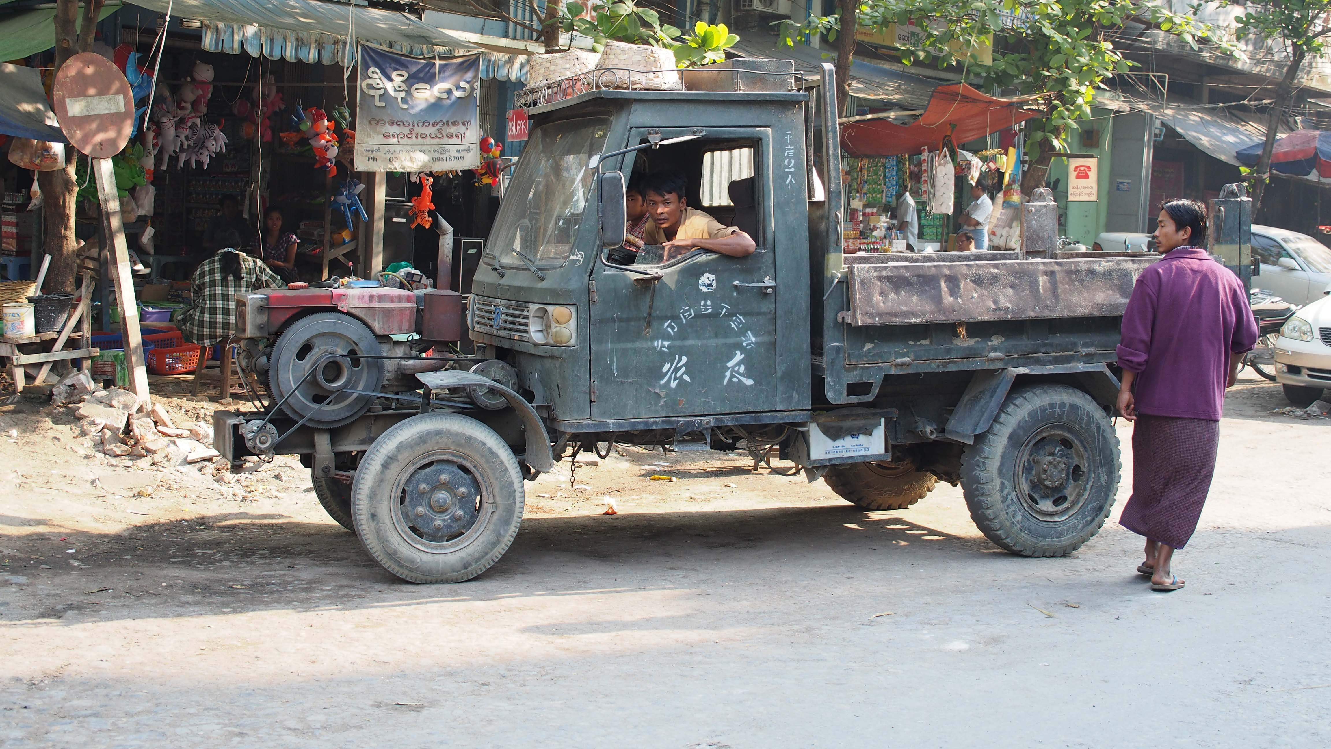 A Modular Ecosystem That Evolved Around A Simple Diesel Engine Hackaday