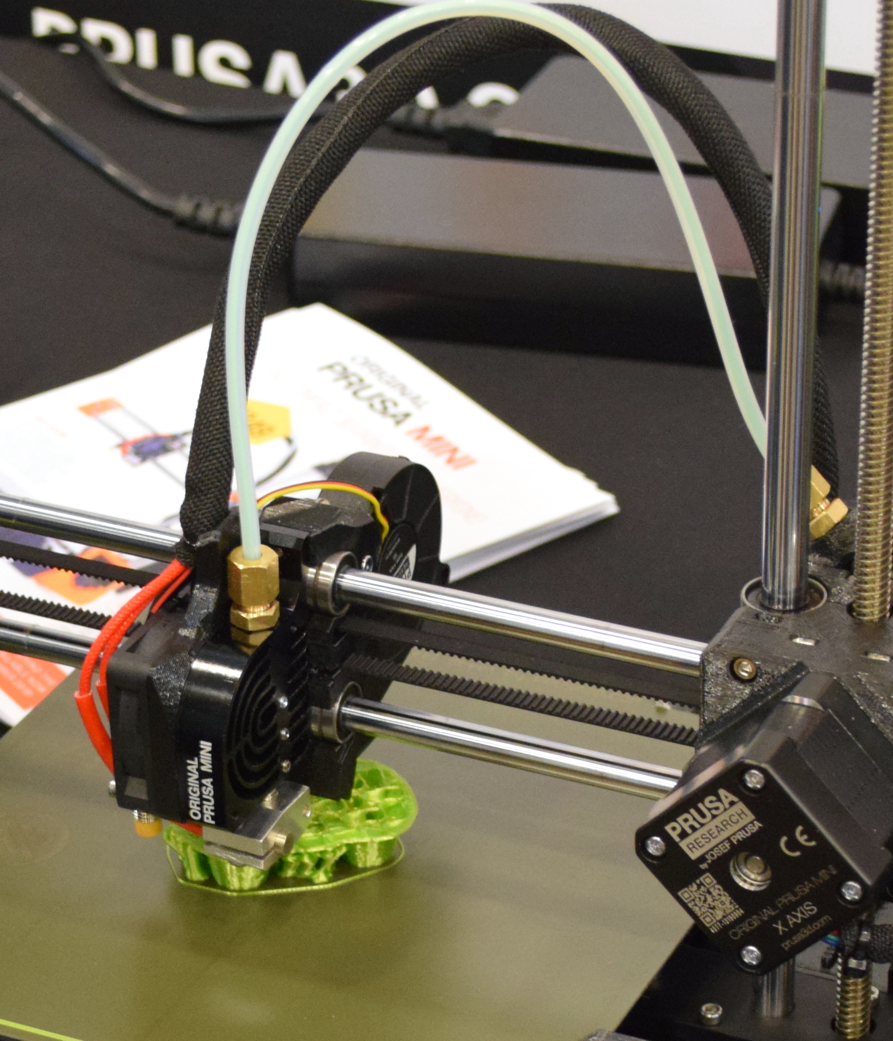 Prusa Unveils New Mini 3D Printer, Shakes Up The Competition | Hackaday