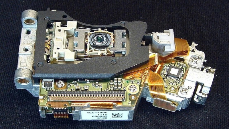 sprogfærdighed værdig sikkert Tearing Down A PS3 Blu Ray Drive | Hackaday