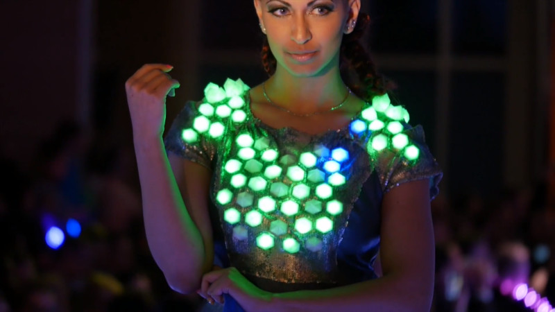 Mimic Artfully Employs LEDs In Fashion