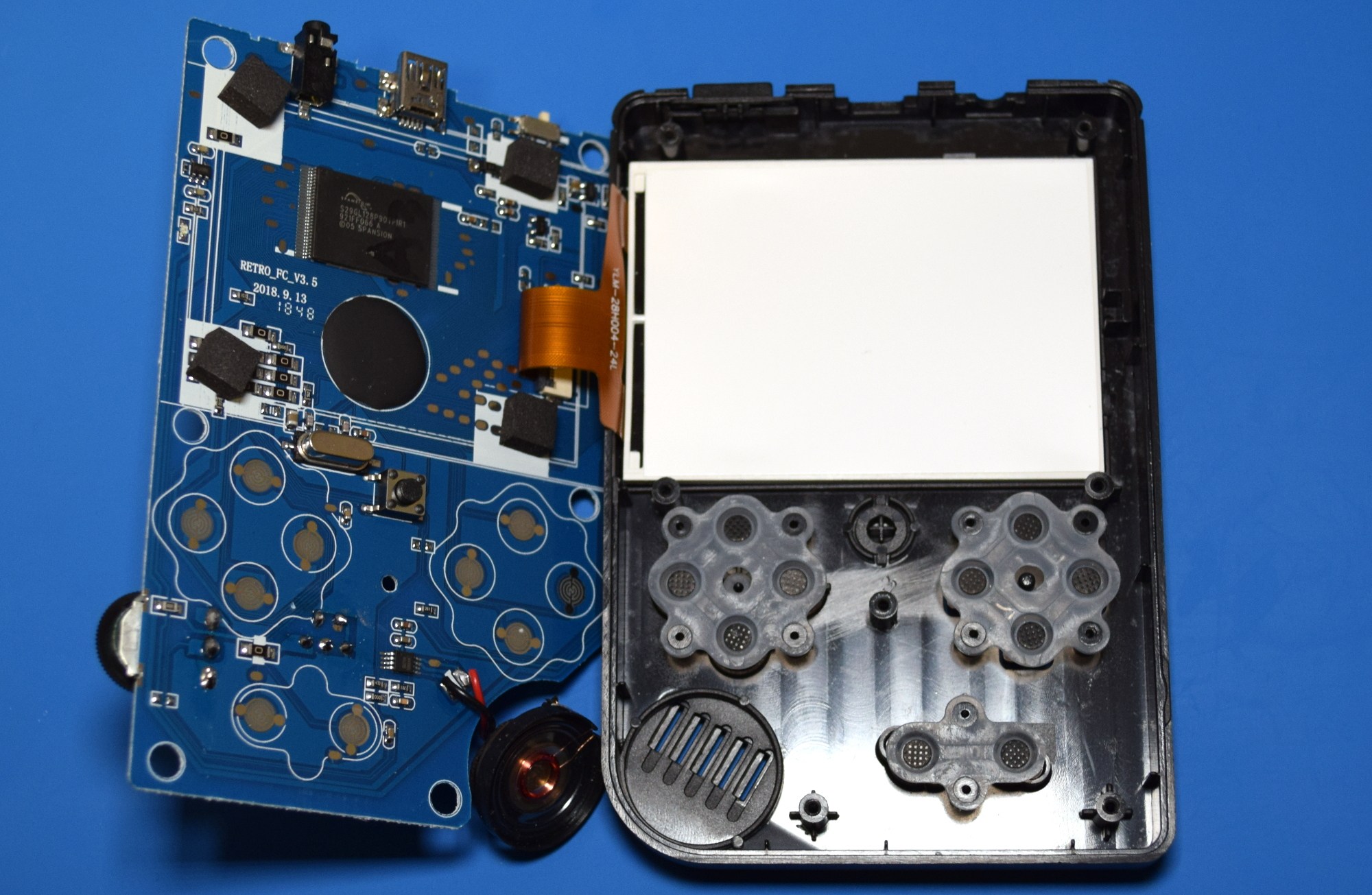 Teardown: 168-in-1 Retro Handheld Game | Hackaday