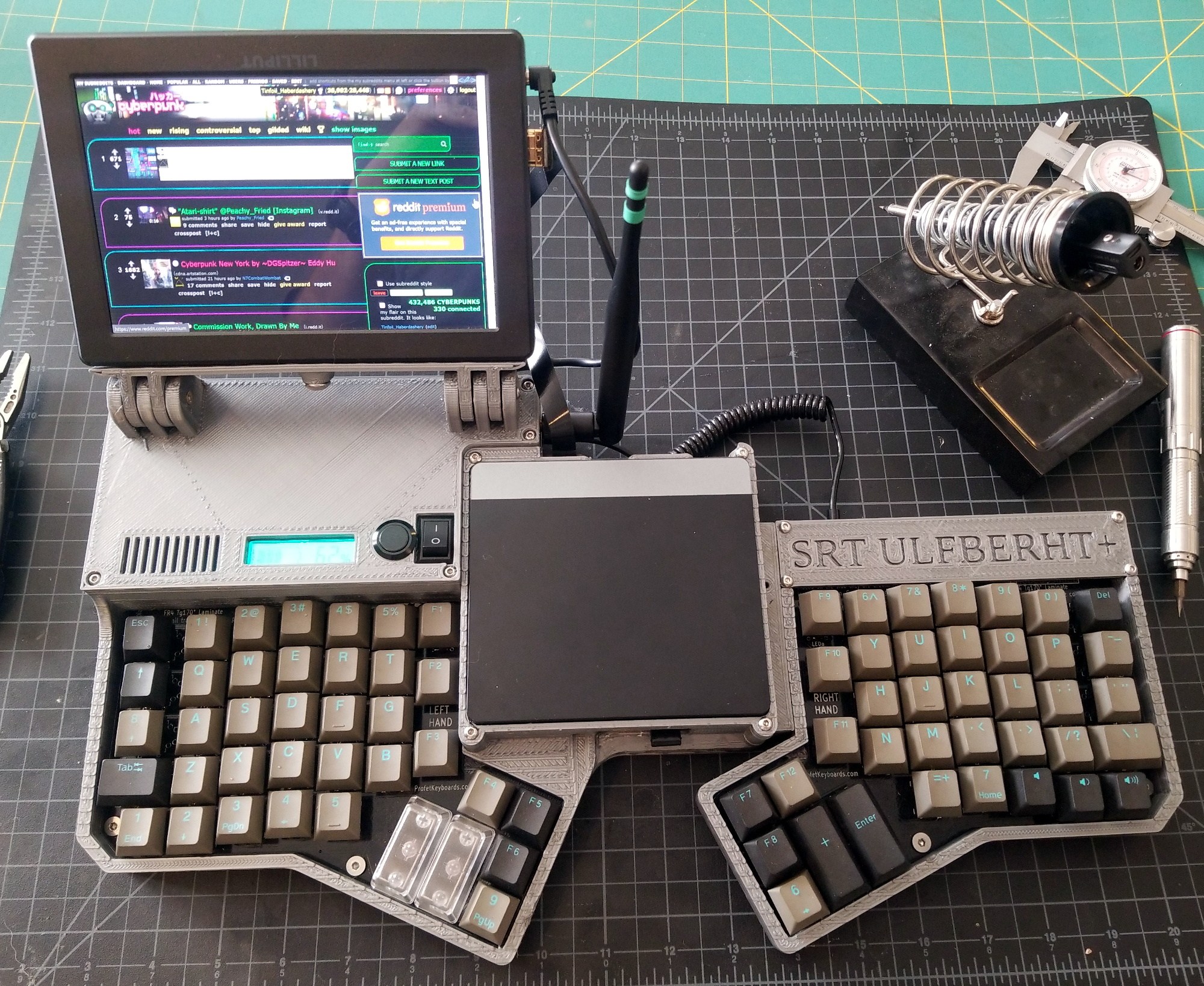 Advancing The State Of Cyberdeck Technology | Hackaday