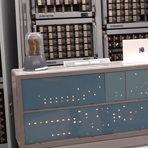 Visiting The FACOM 128B 1958 Relay Computer | Hackaday