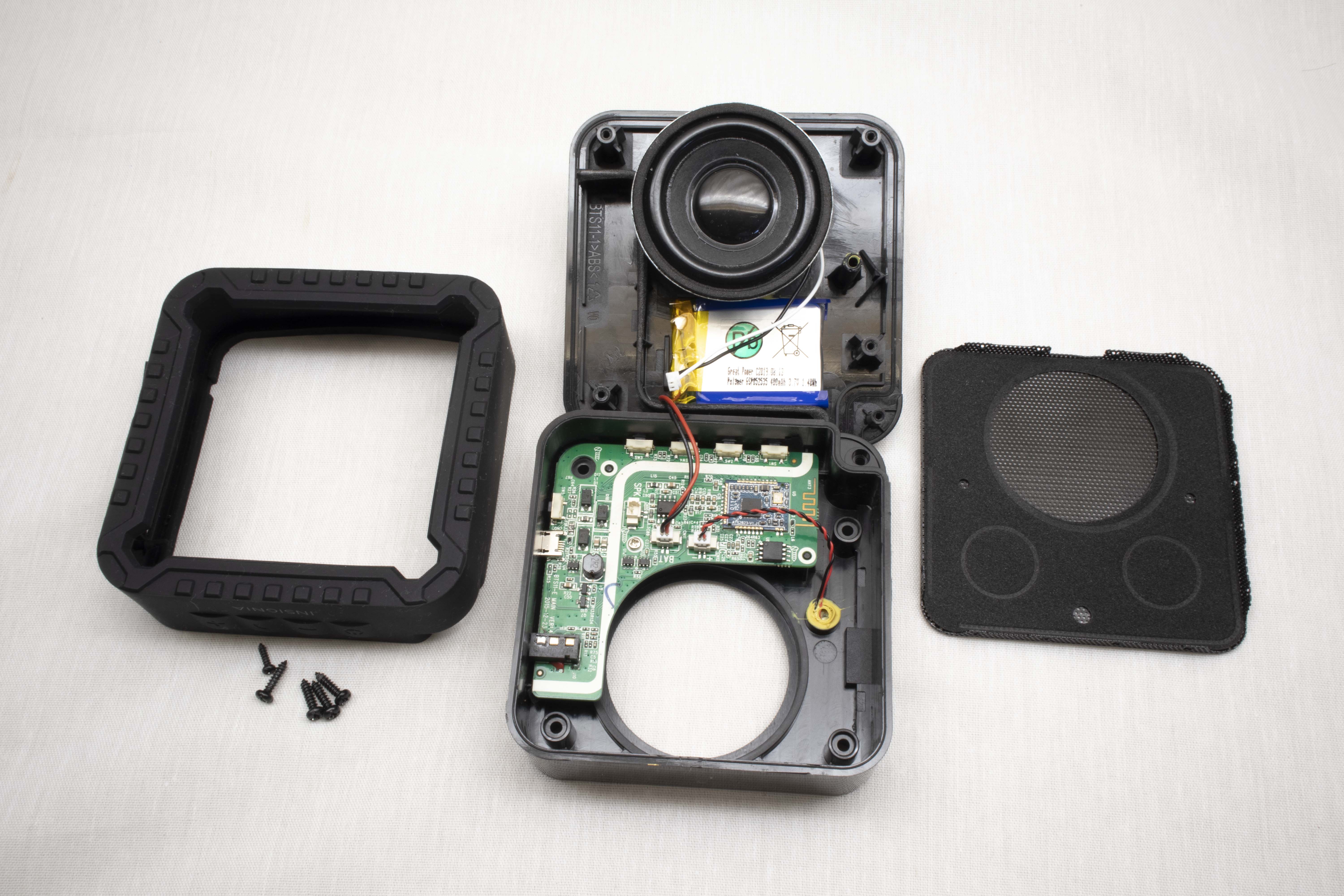 JBL Flip Essential, TEARDOWN / DISASSEMBLY, what is inside