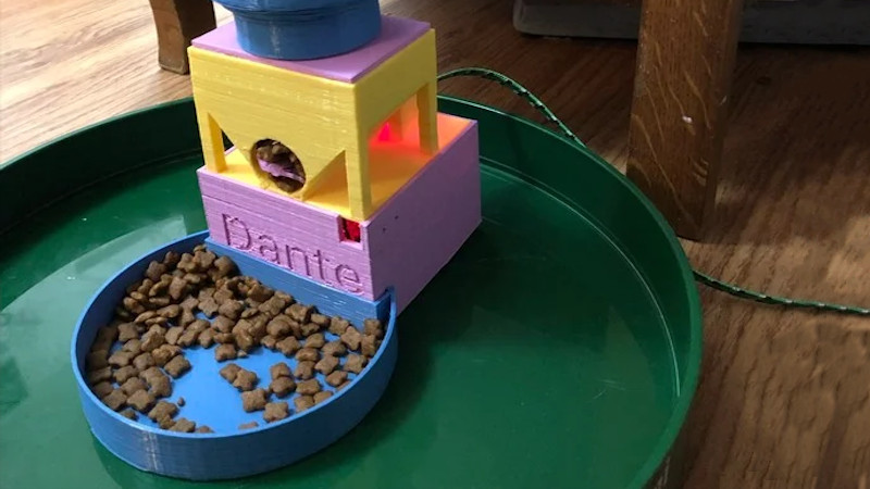 DIY Puppy Dog Food Dispenser from Cardboard at Home 