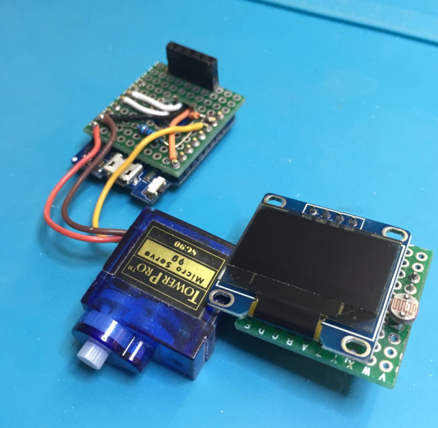 Lovebox Gives Infinite Treats Sweeter Than Chocolate | Hackaday