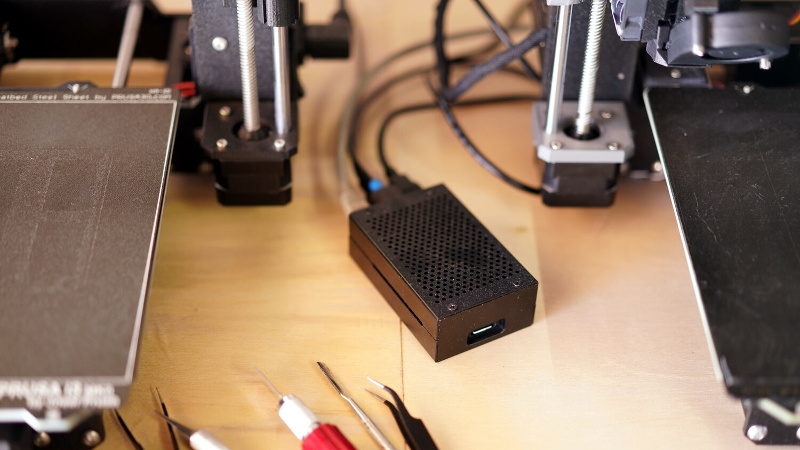 Multiple 3D Printers, and One Pi to Rule Them All thumbnail