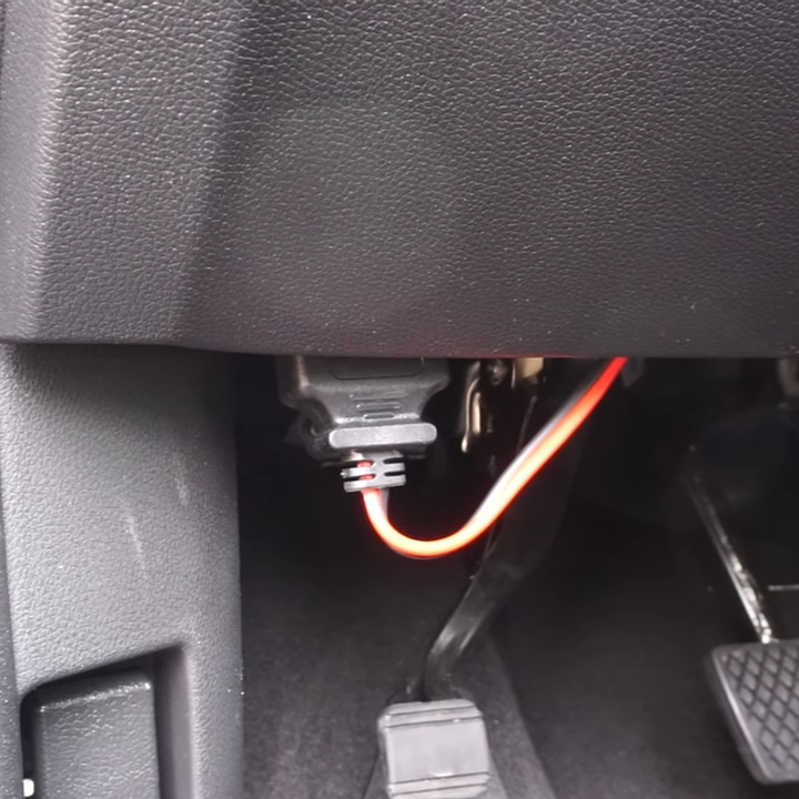 charge battery through obd port