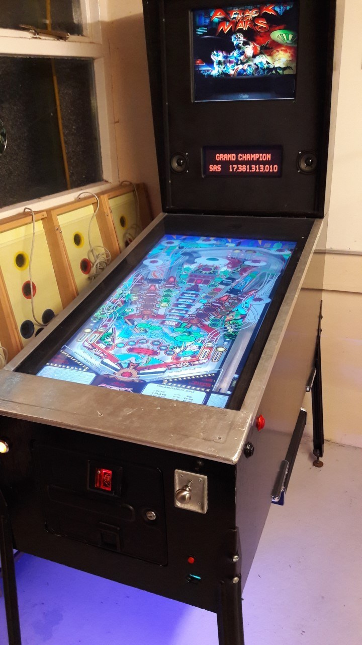 Virtual Pinball Cabinet Provides Real Thrills | Hackaday