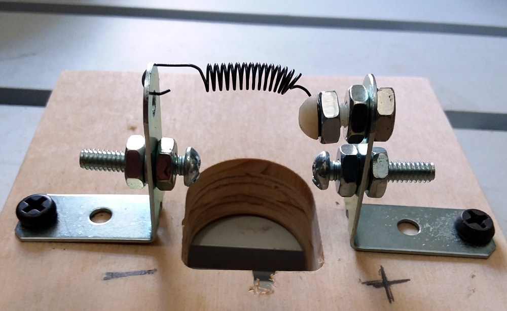 Mobile Power From Cordless Tool Batteries | Hackaday