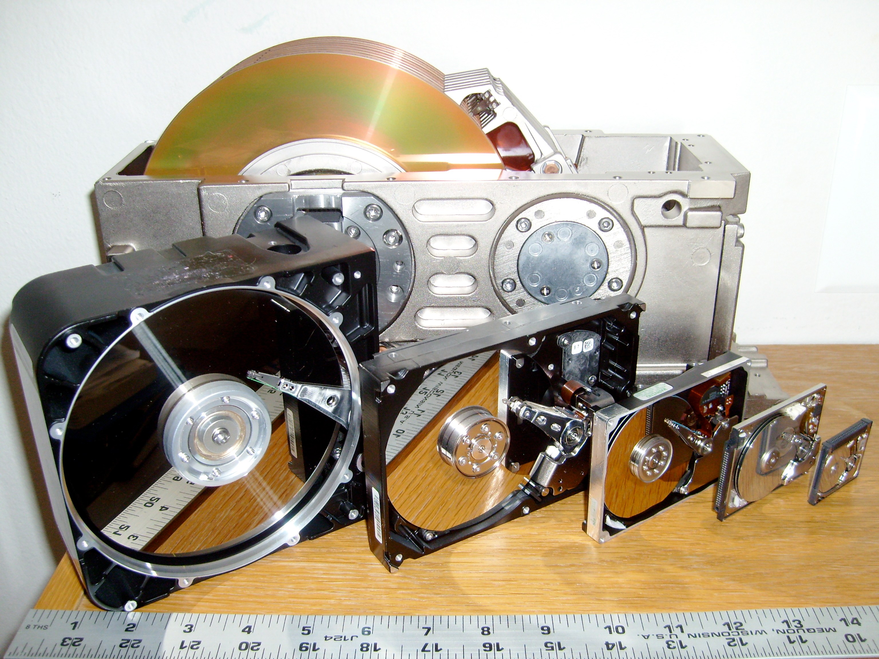 Hard Disk Drives Have Made Precision Engineering Commonplace | Hackaday
