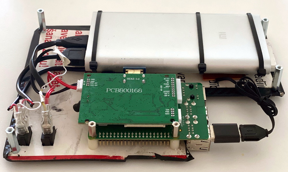 Simplifying The Ruggedized Raspberry Pi Portable | Hackaday