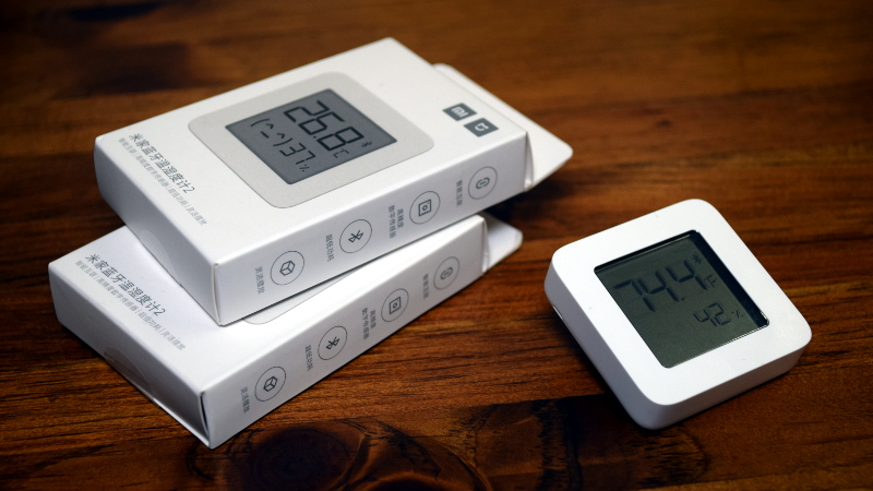 The Hygrometer Thermometer Sensor Works With Homekit Over Wire Or Bluetooth