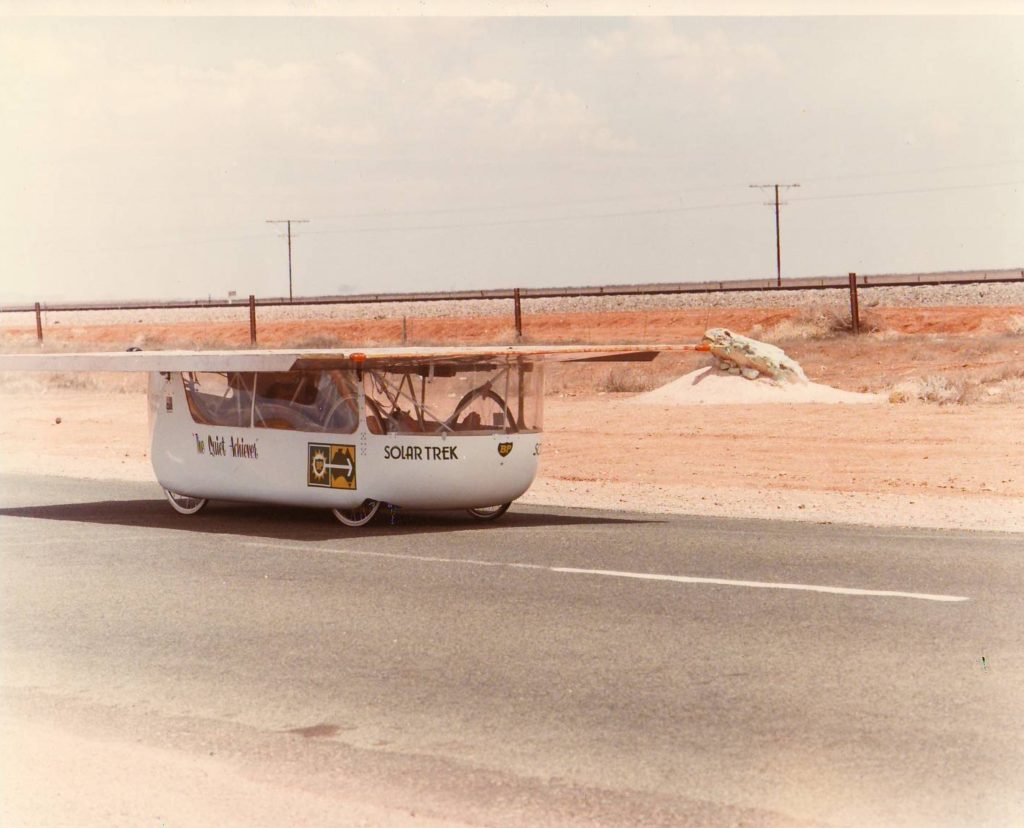 World Solar Challenge: How Far In A Solar Car? | Hackaday