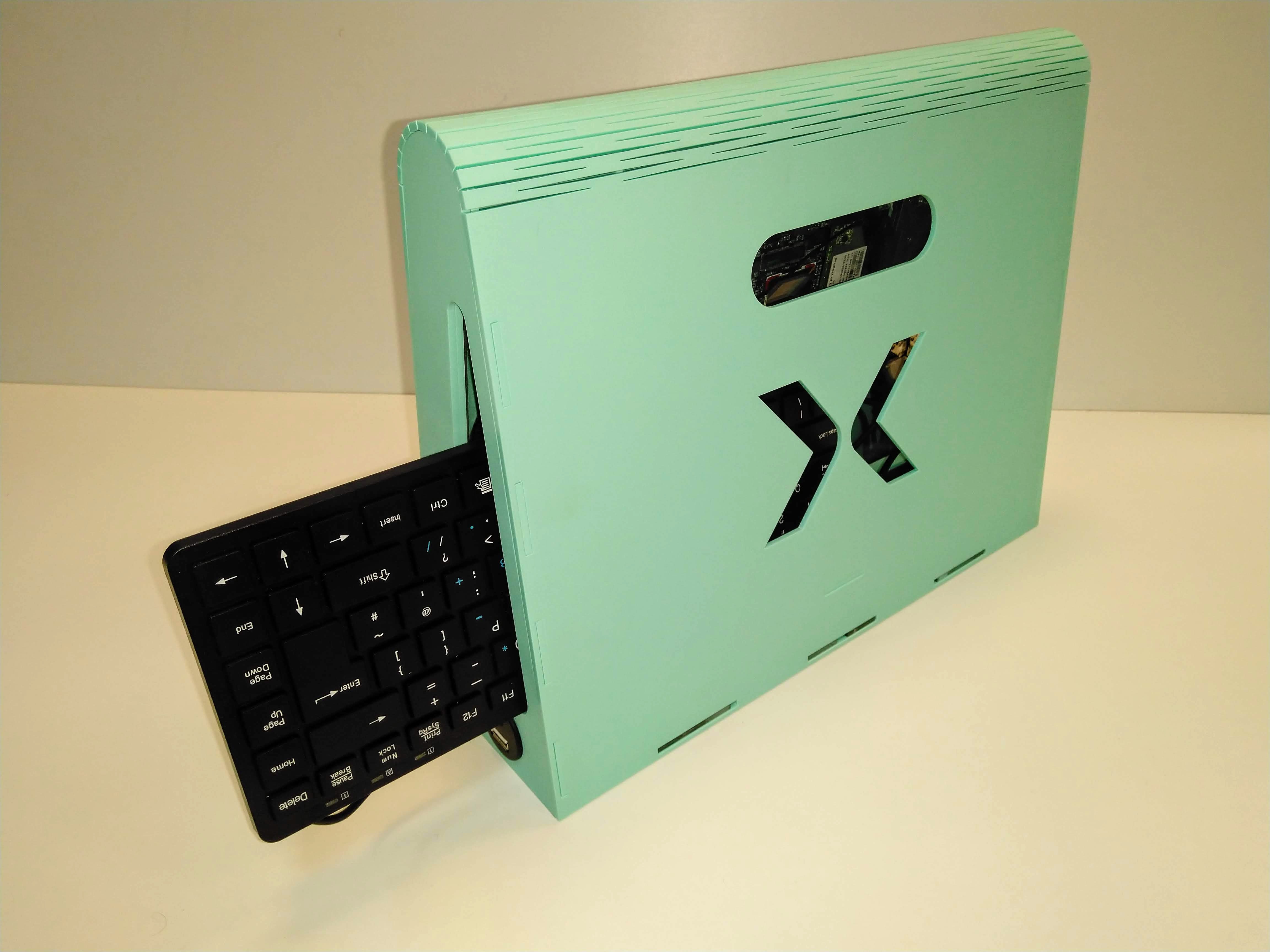 The XPC, A Stylish ReImagining Of An Old Laptop Hackaday