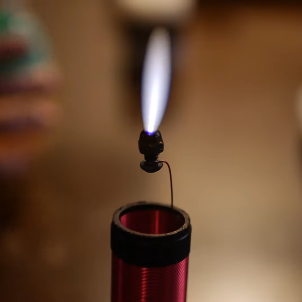 Electric Candle Replaces Flame With Plasma | Hackaday