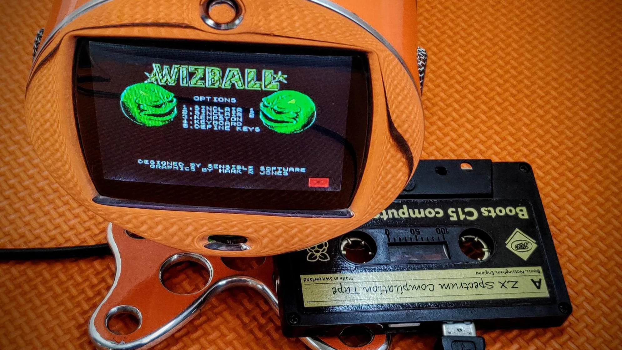 A Raspberry Pi-Packing Cassette Powers This ZX Spectrum Emulator 