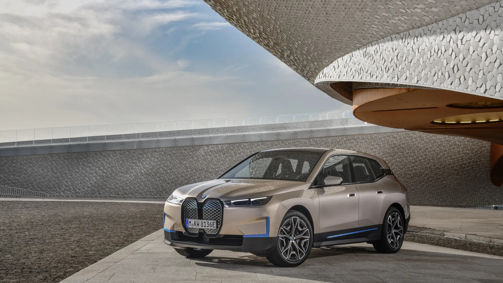 BMW Pushing Hard For Solid-State Battery Tech; Plans Demo By 2025 ...