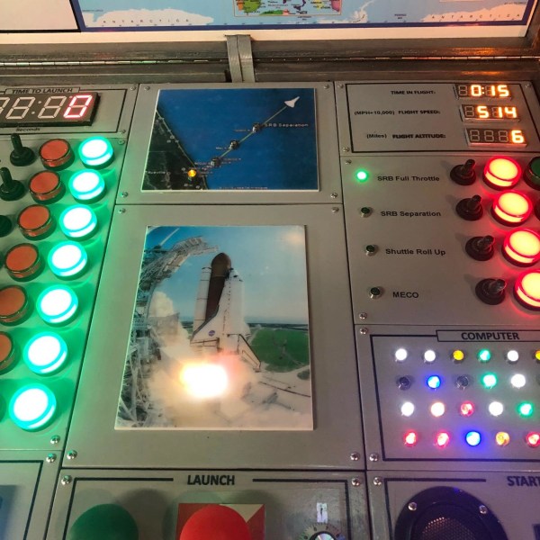 Realistic Mission Control Box Is A Blast For All Ages | Hackaday Realistic Mission Control Box Is A Blast For All Ages | Hackaday