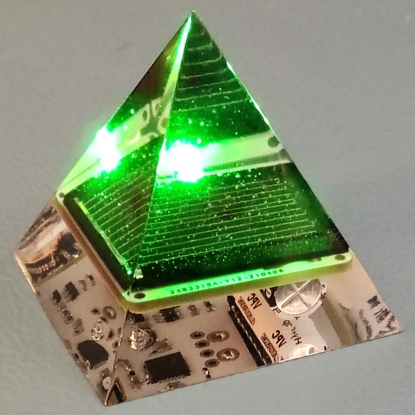 鏡 GRINDLODGE Pyramid Mirrar solapryramid_thumb.jpg?w=600&h=600