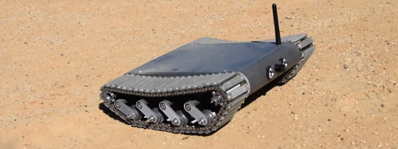 TRACKED AUTOMATIC COMBAT ROBOT