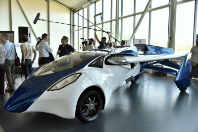 What's New In 2021? Jetpacks And Flying Motorcycles According to Investors… – The Last Driver License Holder…