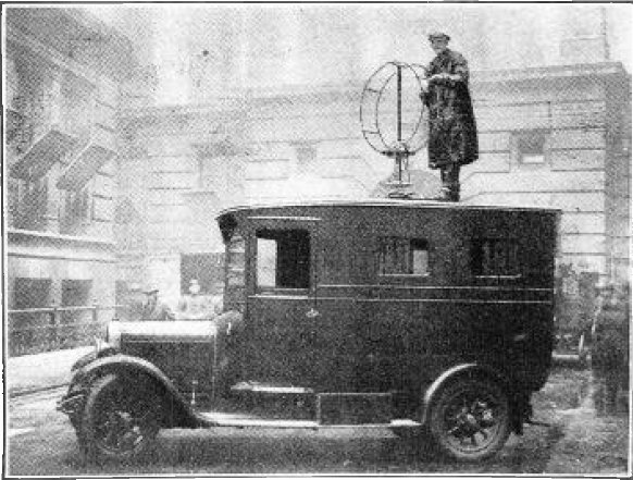 British radio peilung LKW von 1927; public domain