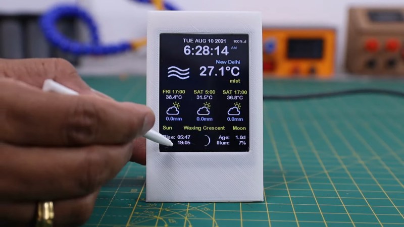 ESP8266 weather widget with touchscreen display