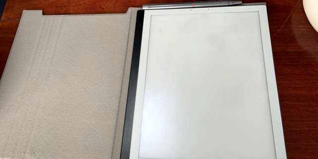 PINE Note PINE64 電子ペーパータブ Pre-Orders Open for Pine64's e-Ink Linux Tablet - OMG! Ubuntu