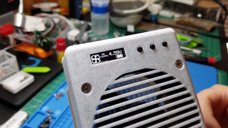 Custom Soldering Fume Fan Doesn’t Skimp on Features